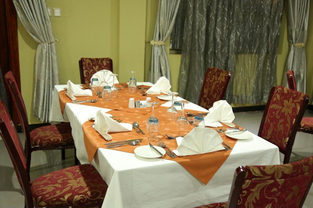 La Grande Hotel Καμπάλα Εξωτερικό φωτογραφία